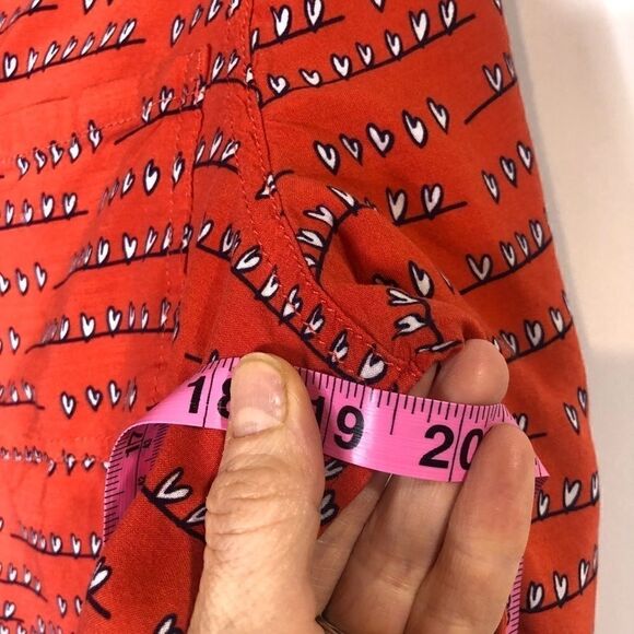 Beach Lunch Lounge Orange Heart On Wire Shirt Button Down - Picture 7 of 8